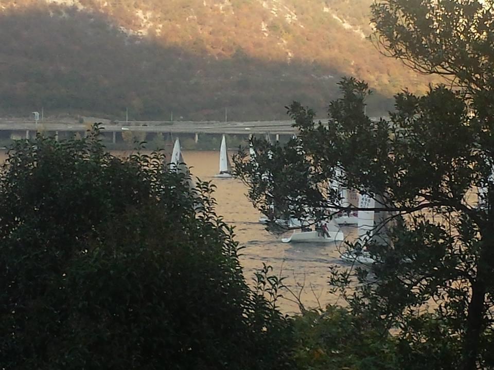 L For Lake مانديلو ديل لاريو الغرفة الصورة